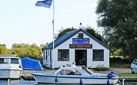 17 Breakaway Chalet